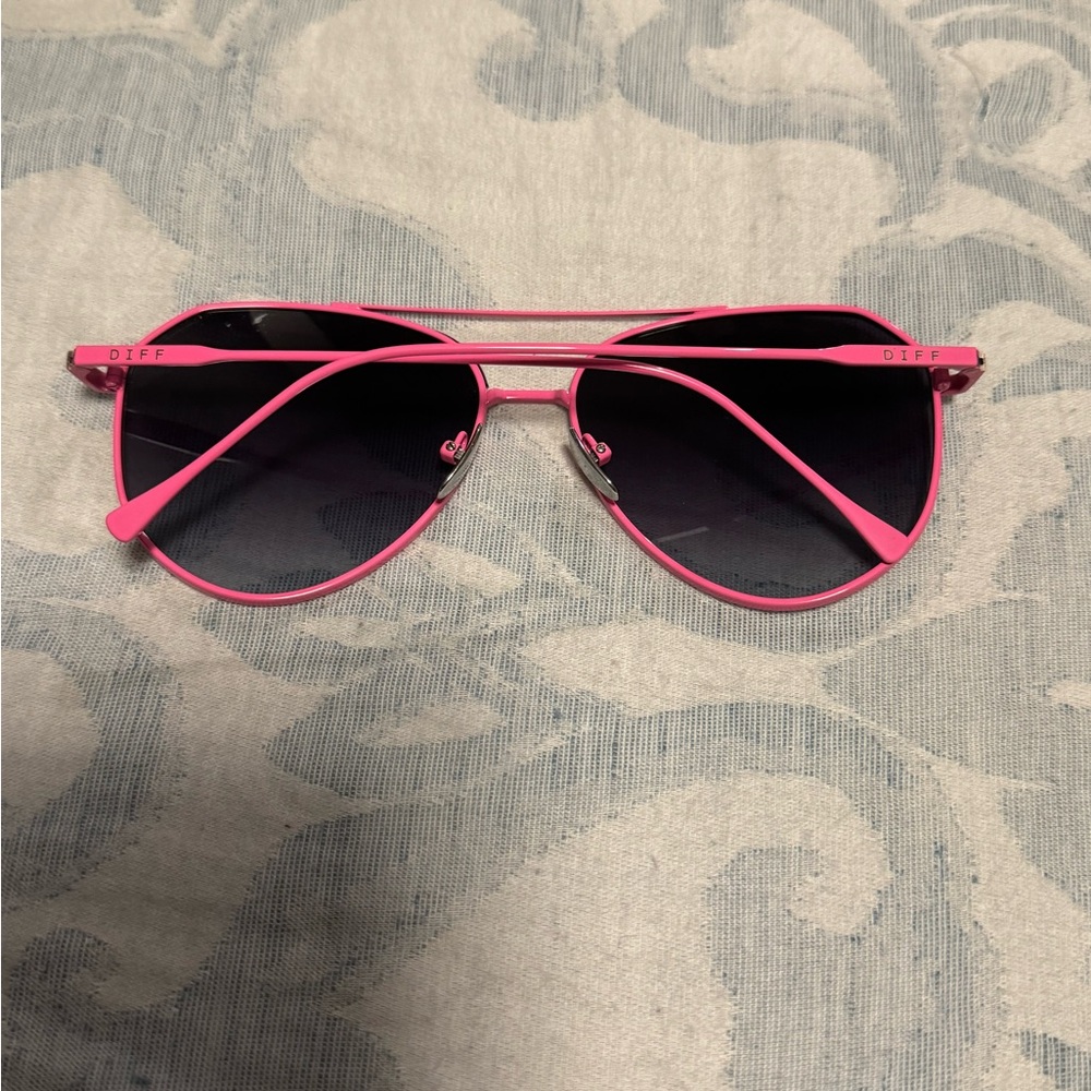 Diff Sunglasses - image 3